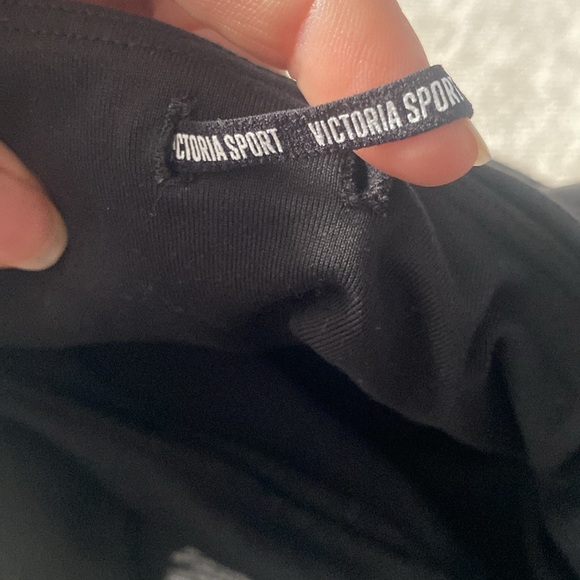 Victoria Secret Sport knockout leggings, black & pink logo, mesh bottom. Medium - Picture 9 of 9